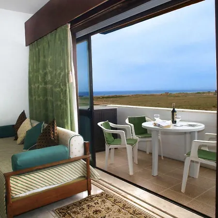 Front Line Bay Appartement